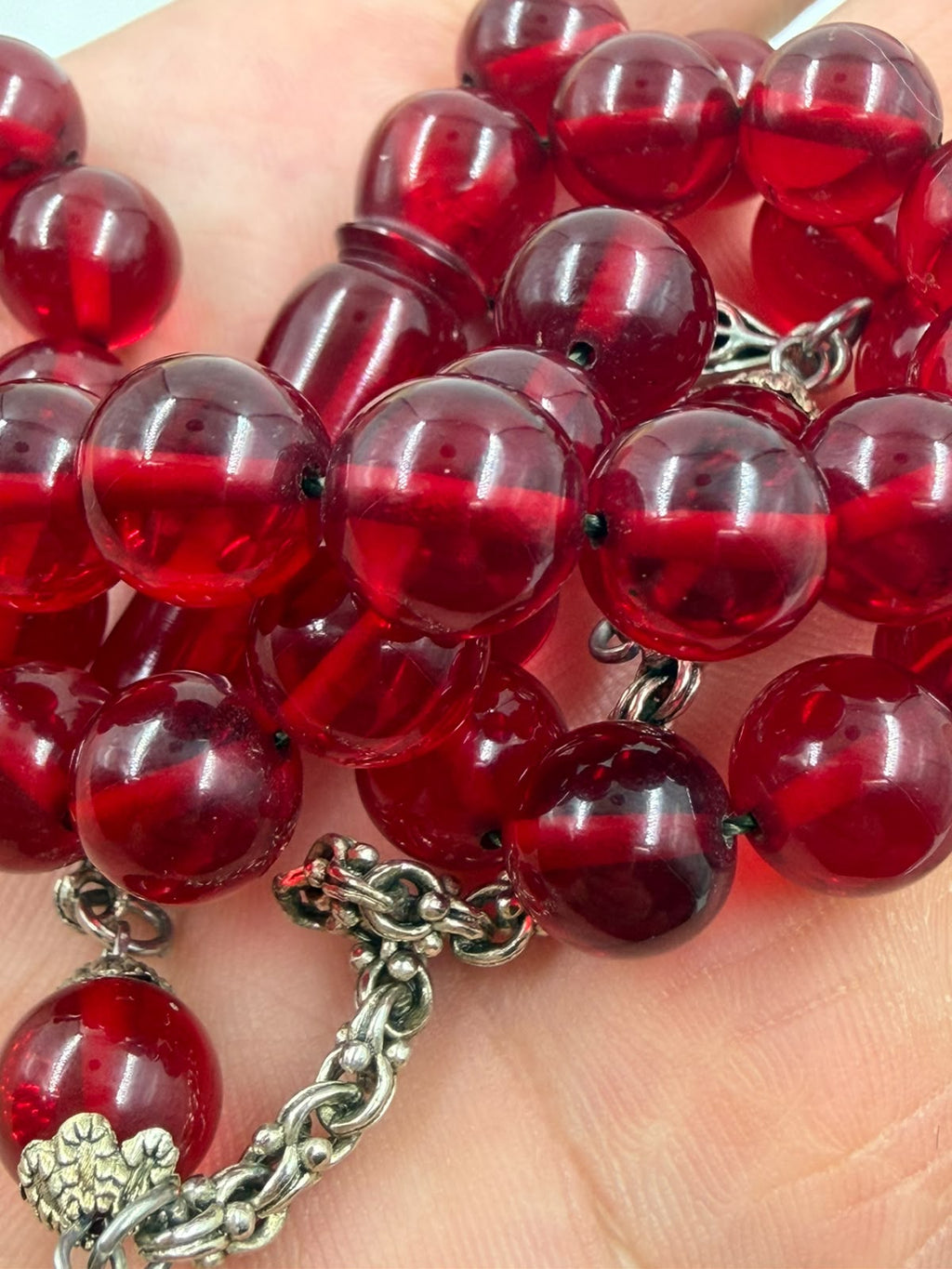 Red Musk Prayer Beads – 33 Beads 7mm | Cherry Amber Color | Silver Antimony Tassel | Daily Carry Tasbih Misbaha