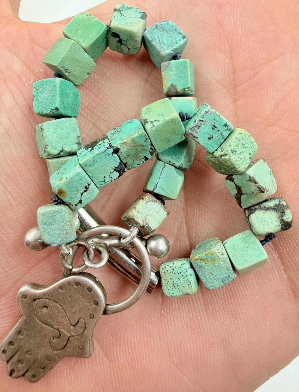 Turquoise bracelet weight 19 grams