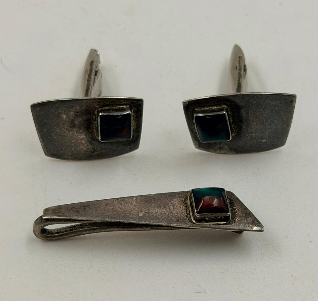 Vintage Israeli silver 925 cufflinks and tie clip set - back view with hallmark