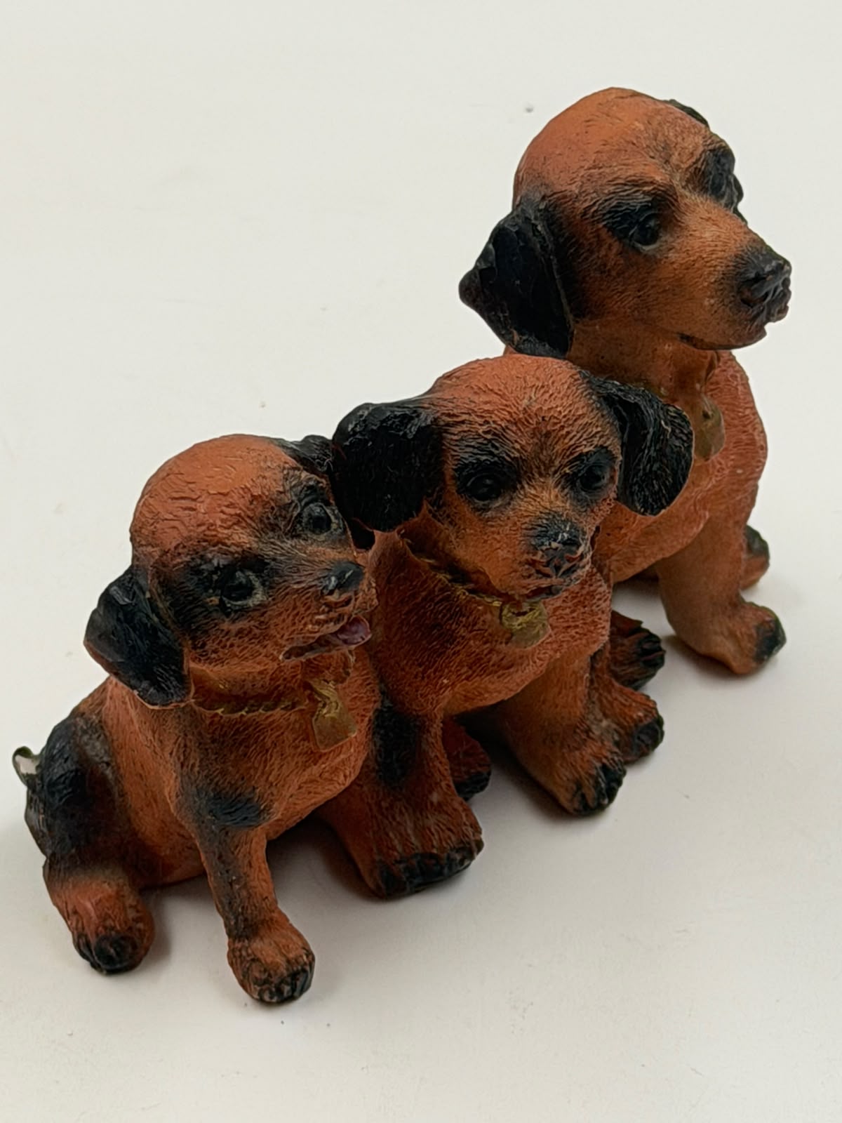 Three Dachshund Puppies Resin Figurine – Handcrafted Dog Sculpture | Home Décor Collectible Gift