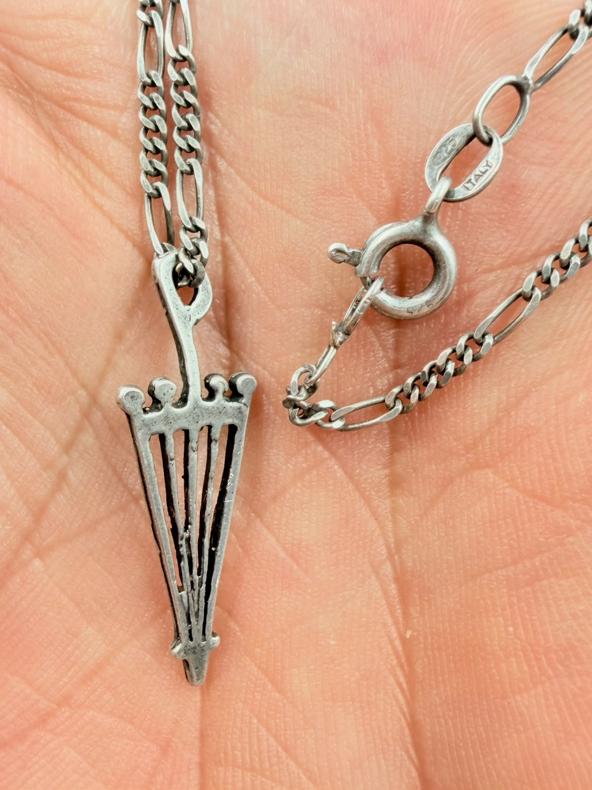 Necklace weight 4 grams on digital scale