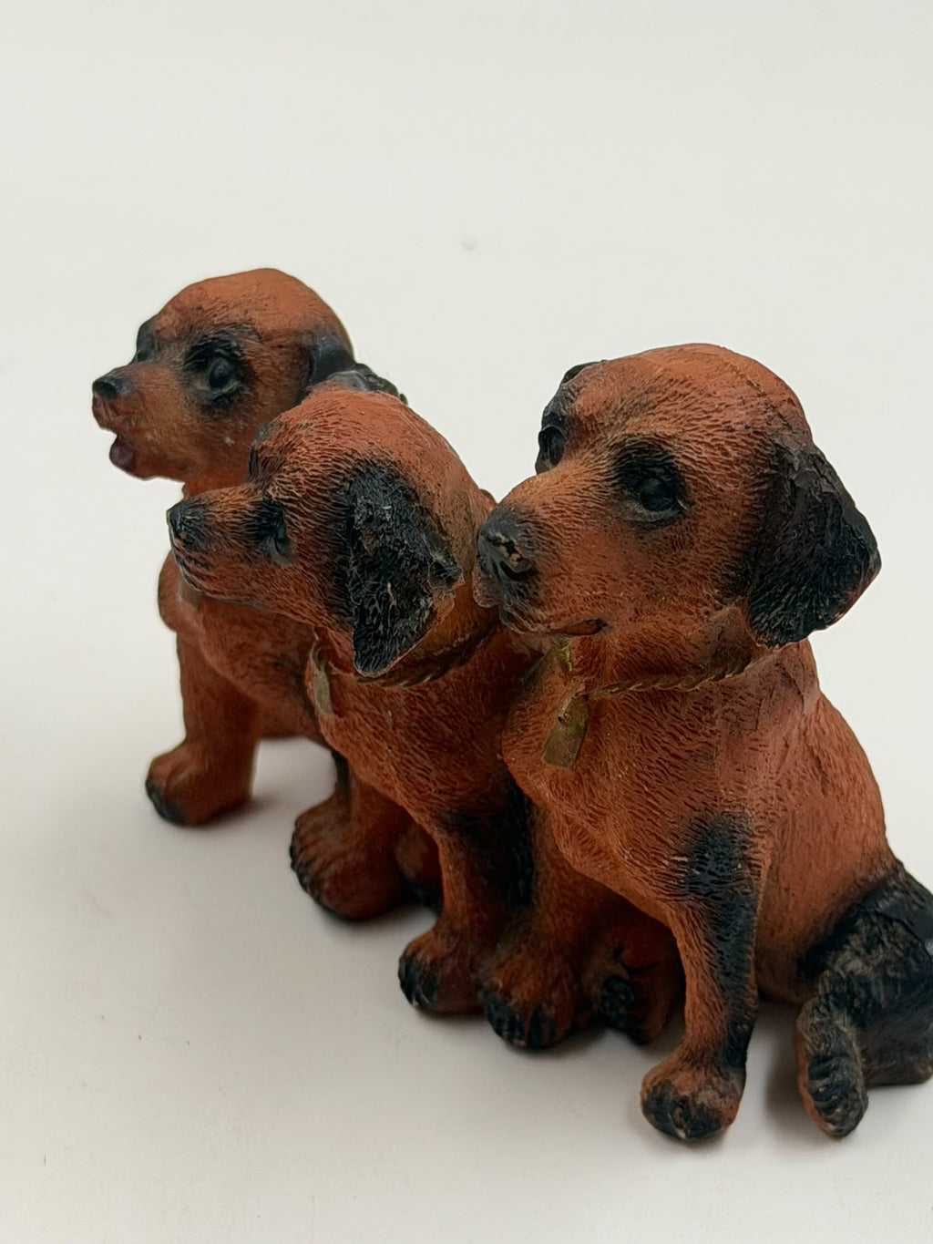 Three Dachshund Puppies Resin Figurine – Handcrafted Dog Sculpture | Home Décor Collectible Gift