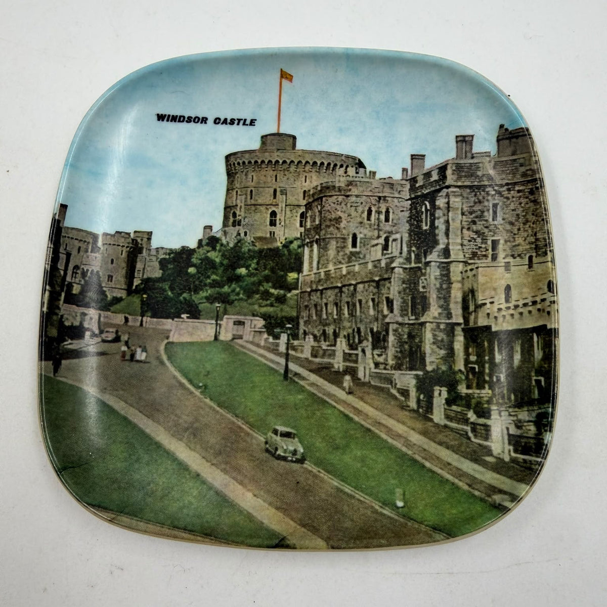 Windsor Castle dish - side profile view
