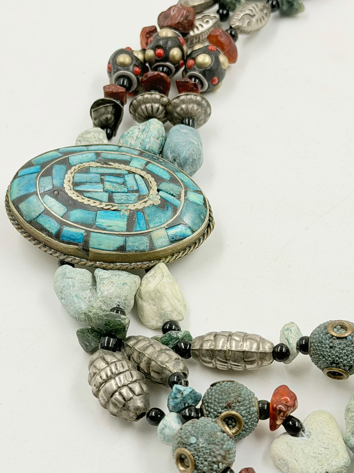 Tibetan silver beads and carnelian chips detail