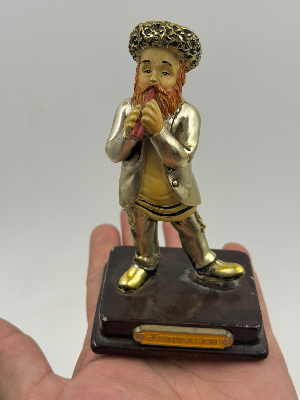 Jerusalem Jewish figurine with ruler showing 12cm height