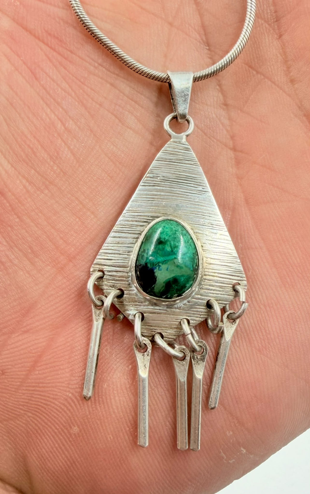 925 Israeli silver pendant with green stone close-up