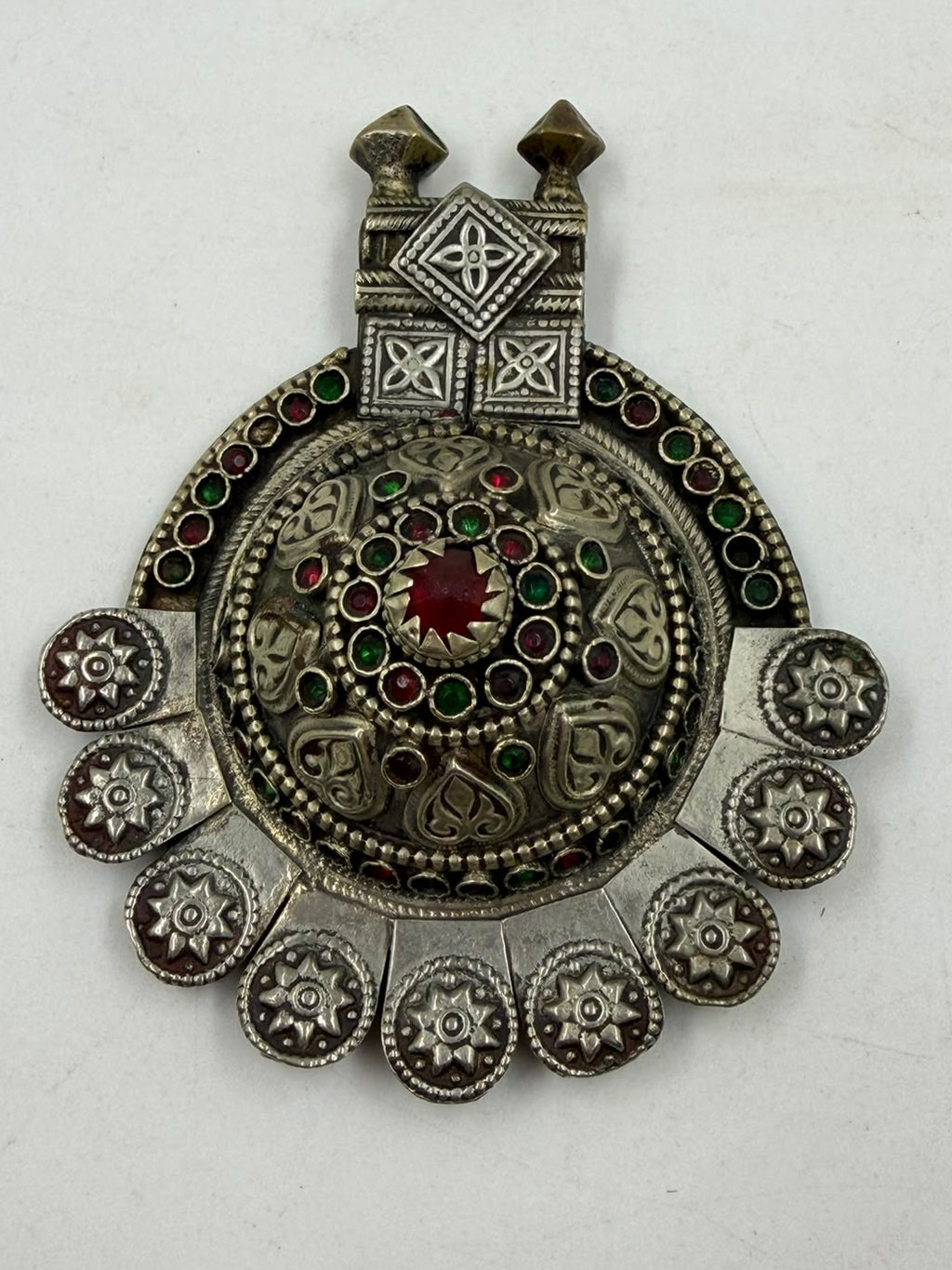 Antique Afghan silver pendant top detail
