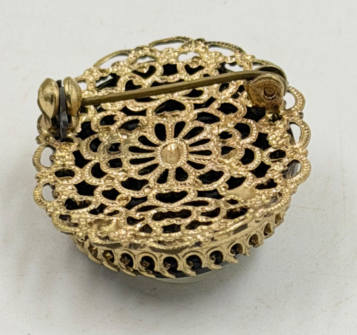 Back view close-up filigree detail