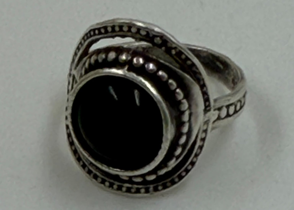 925 Sterling Silver Black Onyx Ring - side view