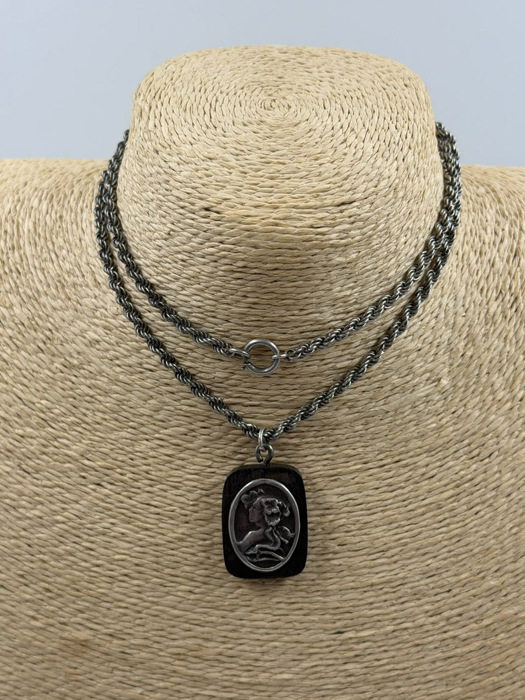 Vintage Sterling Silver 925 Rope Chain Necklace with Art Nouveau Wood & Silver Cameo Pendant