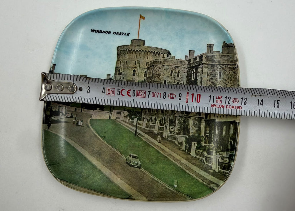 Windsor Castle dish - additional view
