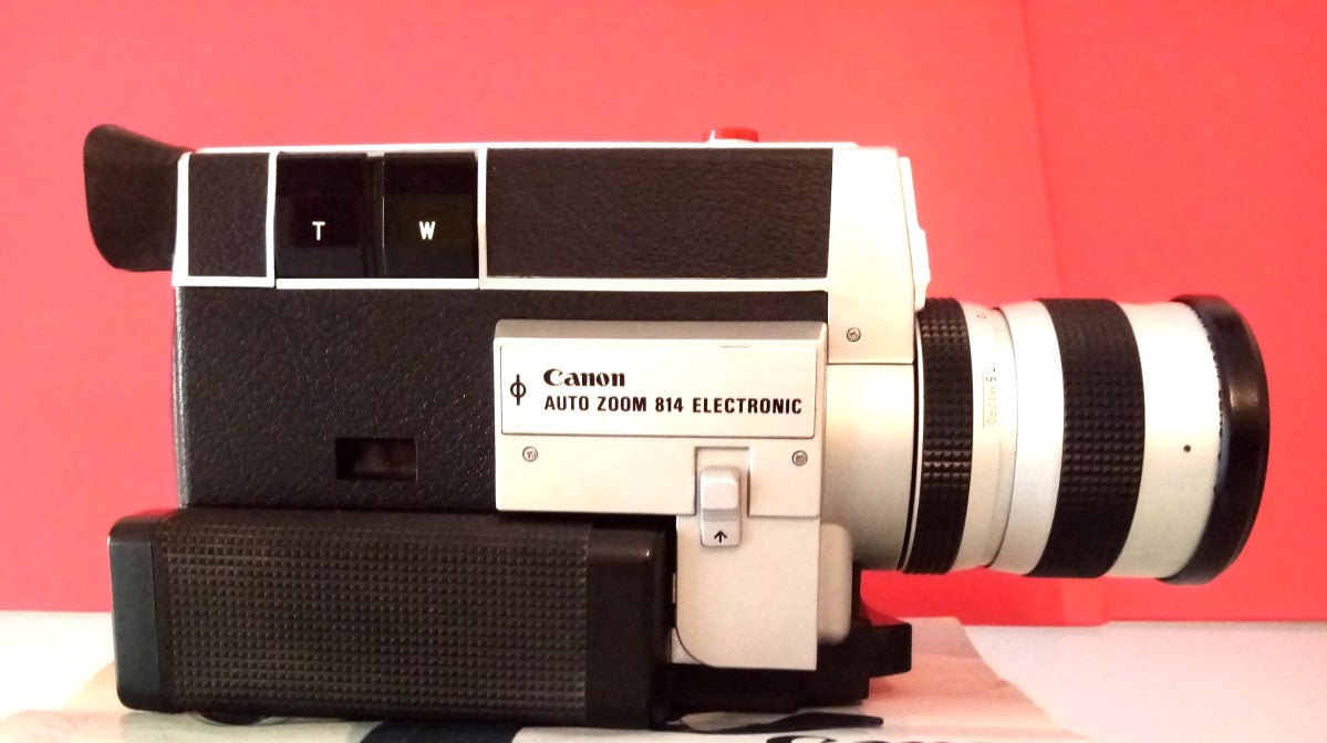 Canon 814 Auto Zoom Electronic - Super 8 Movie Camera & Original Case