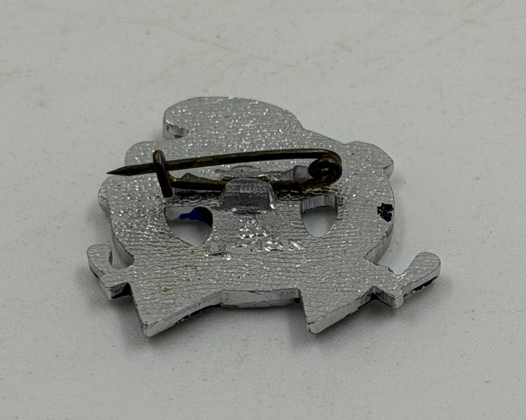Soviet Odessa pin badge – close-up front detail