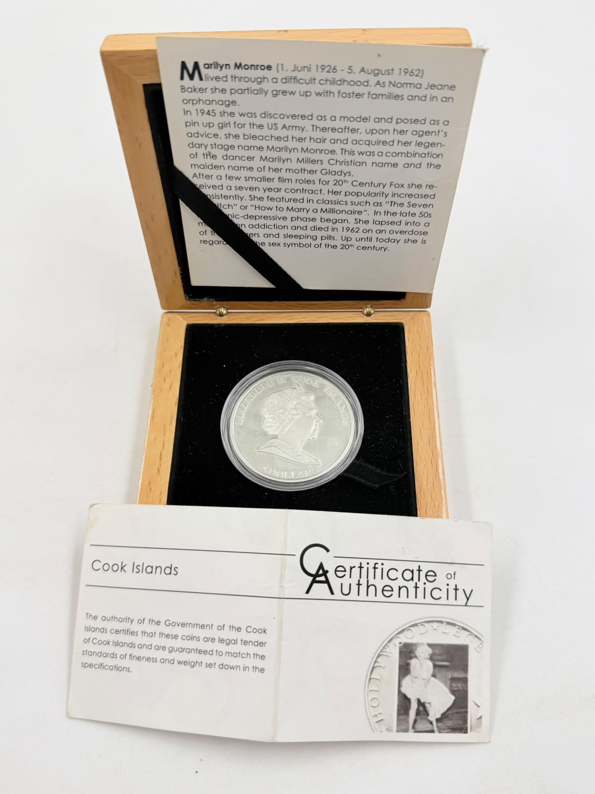 2011 Marilyn Monroe Silver Proof Coin | Cook Islands $5 | Hollywood Legends | 925 Silver | 38.61mm
