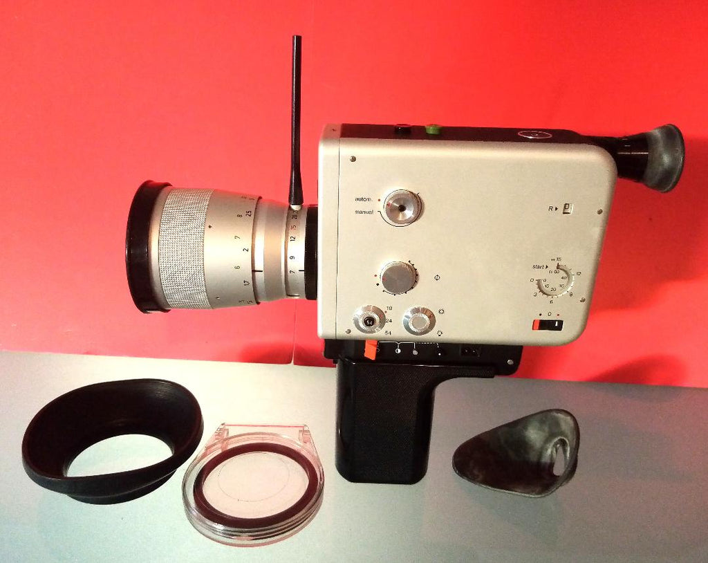 Braun Nizo S 800 Super 8 Movie Camera with Original Case — Tested