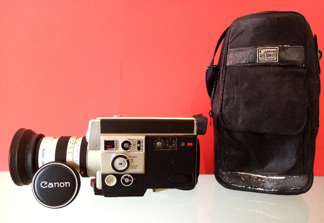 Canon Auto Zoom 814 E Super 8 Movie Camera – Vintage 1970s Film Camera with Case