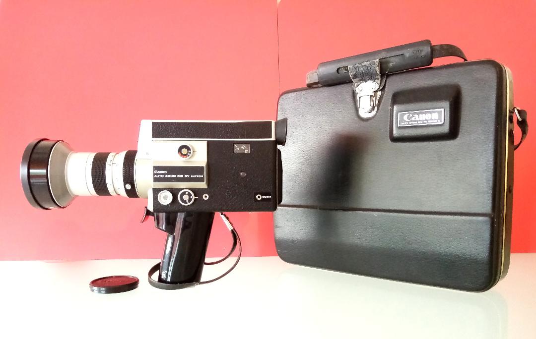 Canon Auto Zoom 518 SV - Super 8 Movie Camera & Original Case