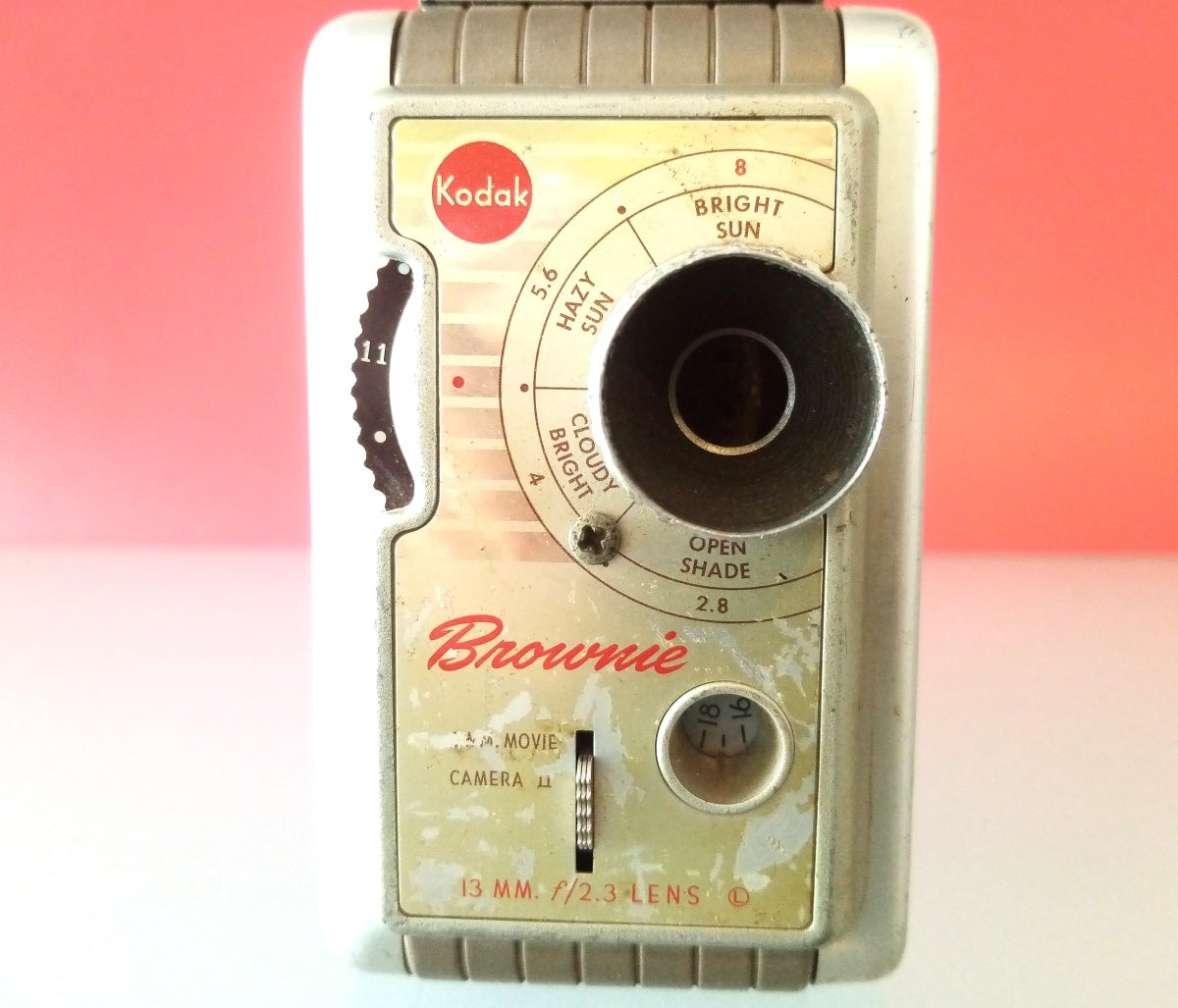 Vintage KODAK 8mm Roll Film Camera — Tested & Working