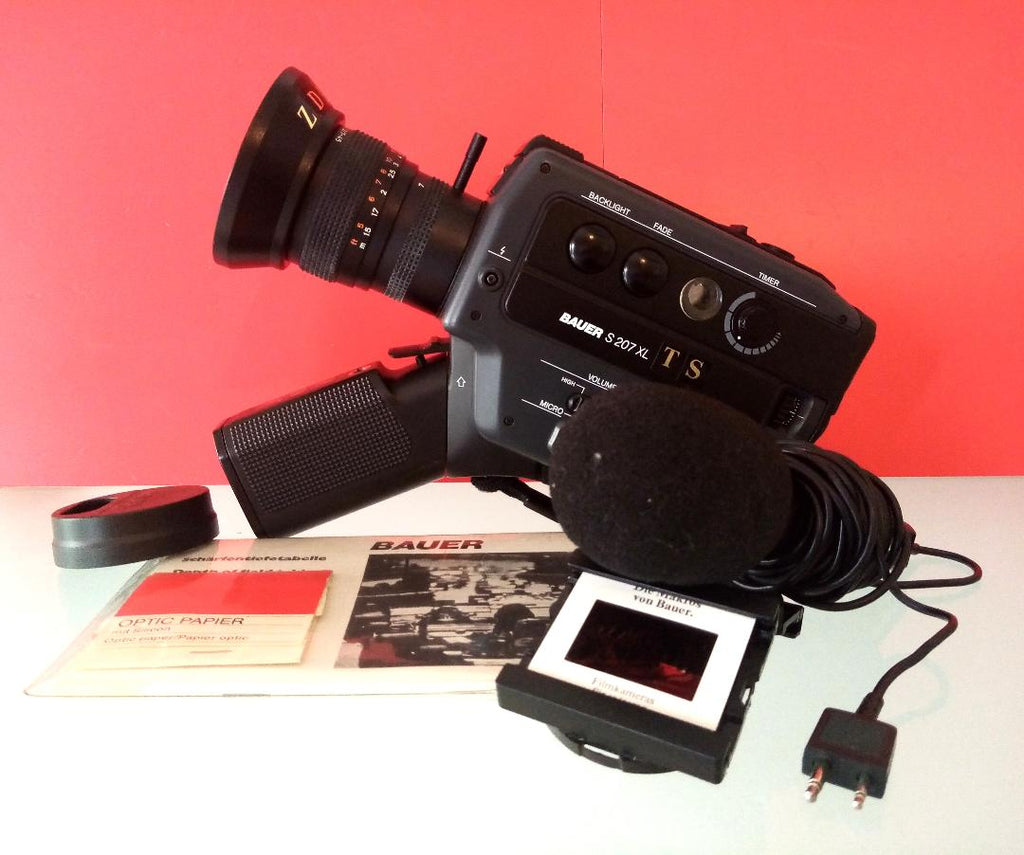 Bauer S 207 XL — Vintage Super 8 Movie Camera with Original Case & Microphone