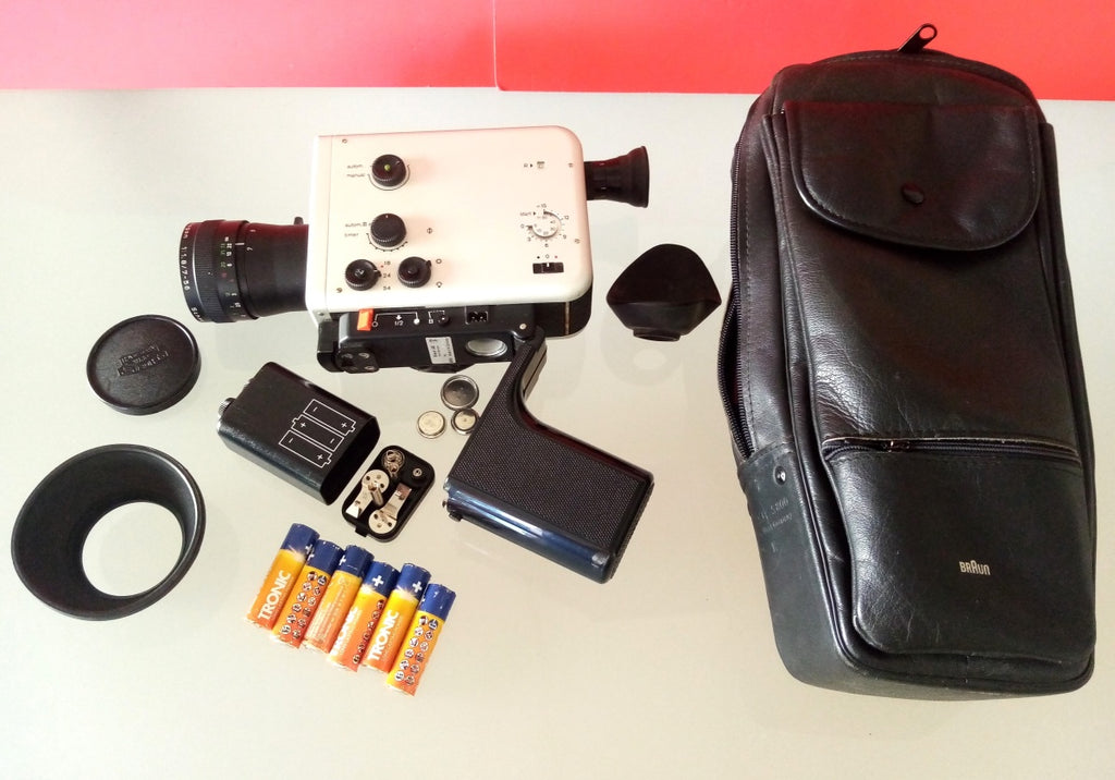 Braun Nizo 561 Super 8 Movie Camera with Original Case — Tested