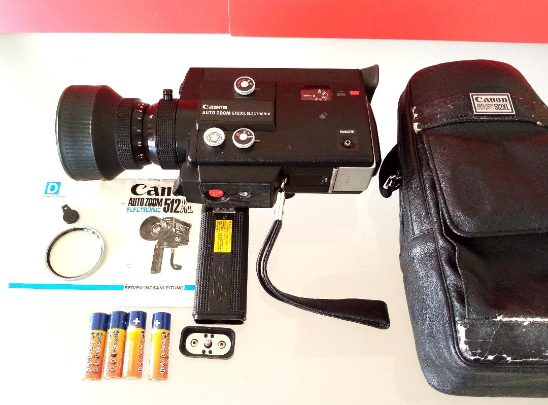 Canon Auto Zoom 512XL Electronic - Super 8 Movie Camera & Original Case