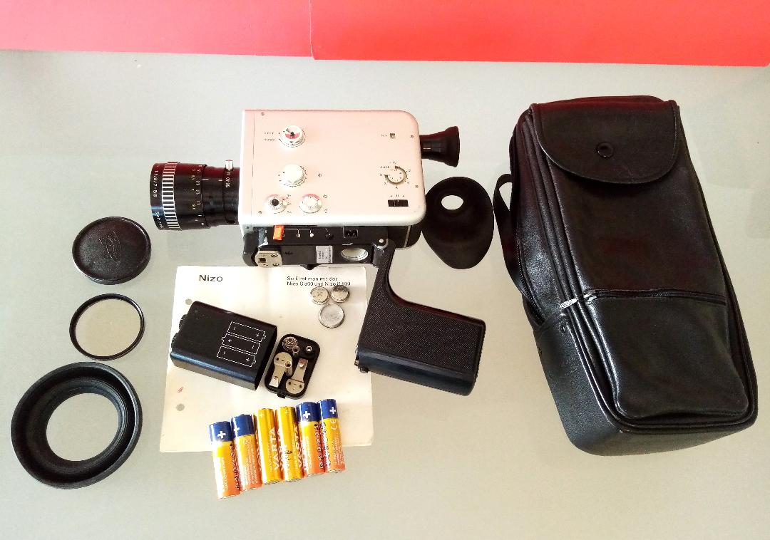 Braun Nizo S 560 - Super 8 Movie Camera & Original Case